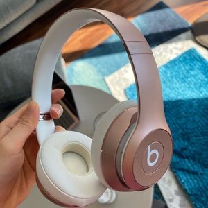 Beats headphone/99New!